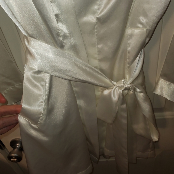 Victoria's Secret Robe, White, one size - Picture 6 of 8